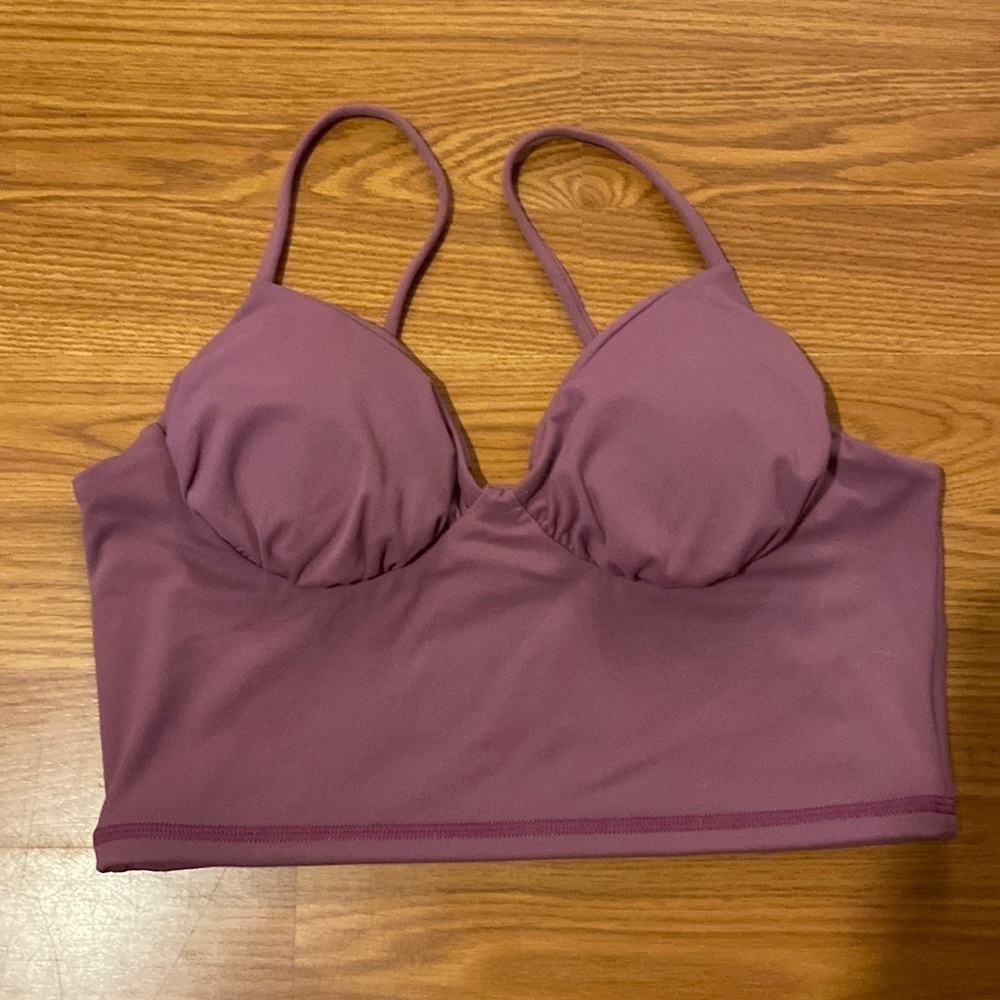 Sports Bra size small (CA)